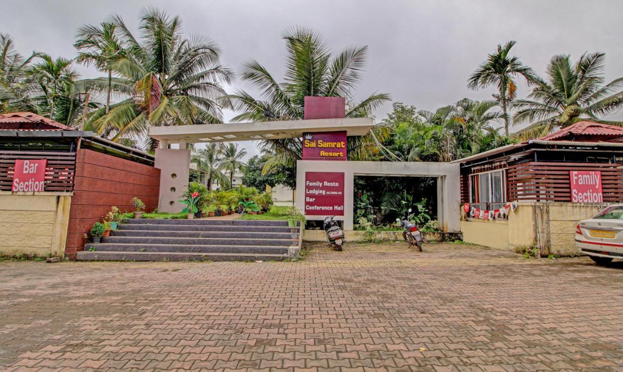 Sai Samrat Resort Satara Exteriör bild